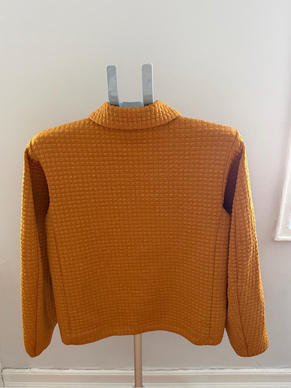 Like New Hikerkind Textured Pullover Top – Size S - Picture 9 of 10